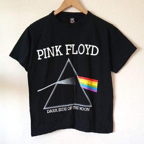 Pink Floyd Prism Dark Side Of The Moon J&G Rock Star Shirt - Picture 1 of 5